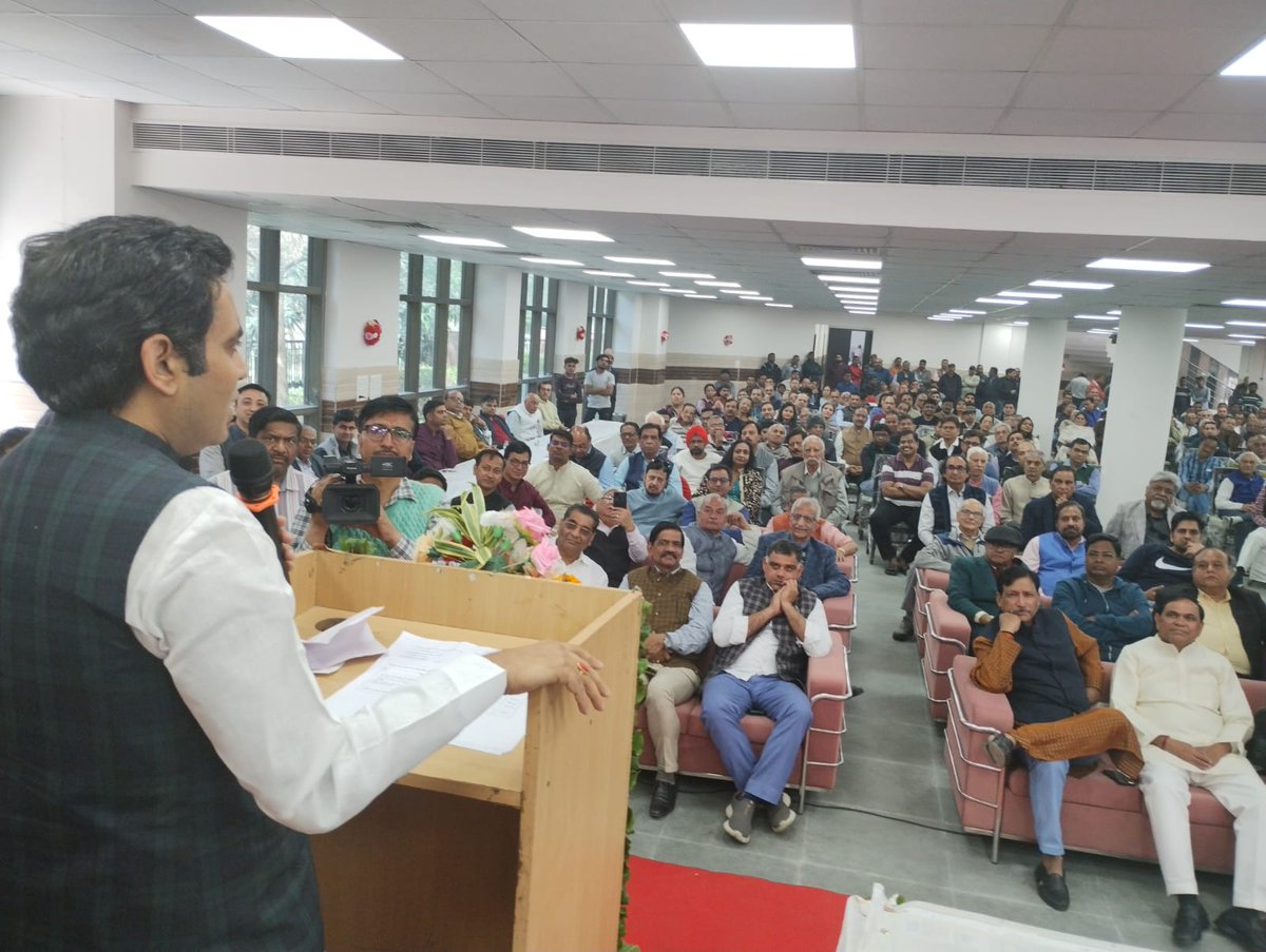 kapil mehra(मोदी का परिवार) tweet media