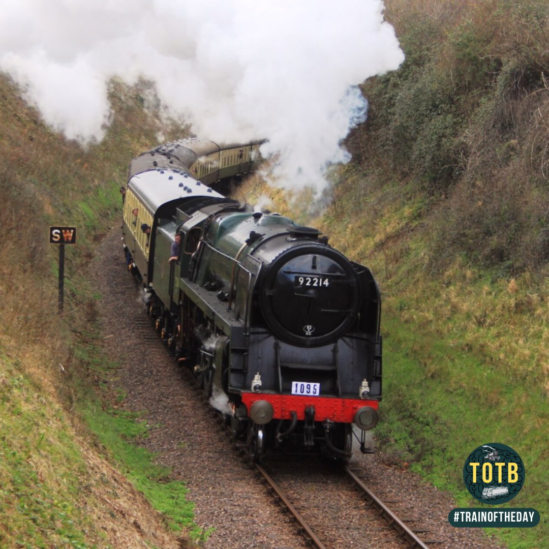 🚂 This is the <a href="/GcrGreat/">Great Central Railway</a>’s beloved 9F, 92214. 

⚫️ Today marks her final day in traffic before her boiler ticket expires and she takes a well-earned rest. 

⭐️ 14/10 - Come back soon🤞

📸 Wiki/Geof Sheppard 

#trainoftheday #totb #trains #railways #steam #steamlocomotives #9F