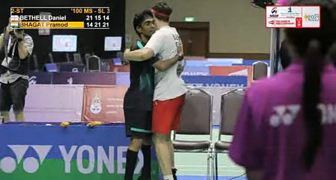 Pramod Bhagat wins Gold beating his arch rival Daniel Bethell 21-14,15-21,21-14 in the Finals🏆!!

This is his 6th World Title, 4th in Men's Singles SL3.

With This India has bettered the performance of previous edition with 3 Golds.

Congratulations.

#ParaBadminton
#Praise4Para