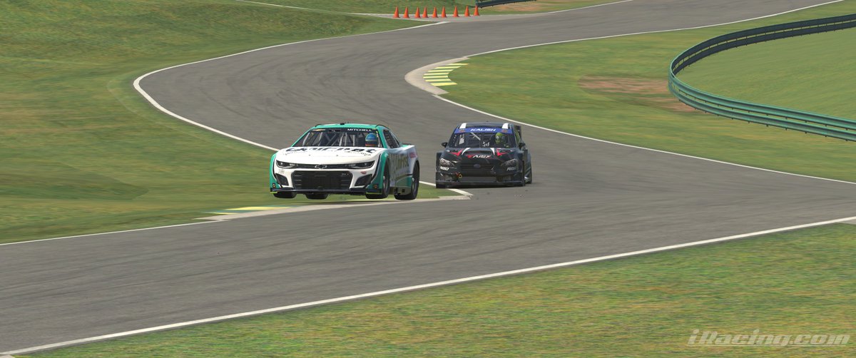 Decided it needed to be a <a href="/jordan10taylor/">Jordan Taylor</a> double take at <a href="/VIRNow/">VIRginia International Raceway</a> grand course in a <a href="/yes2motorsport/">#Yes2Motorsport</a> fun race. Maybe we could see the man try it with us 🤔