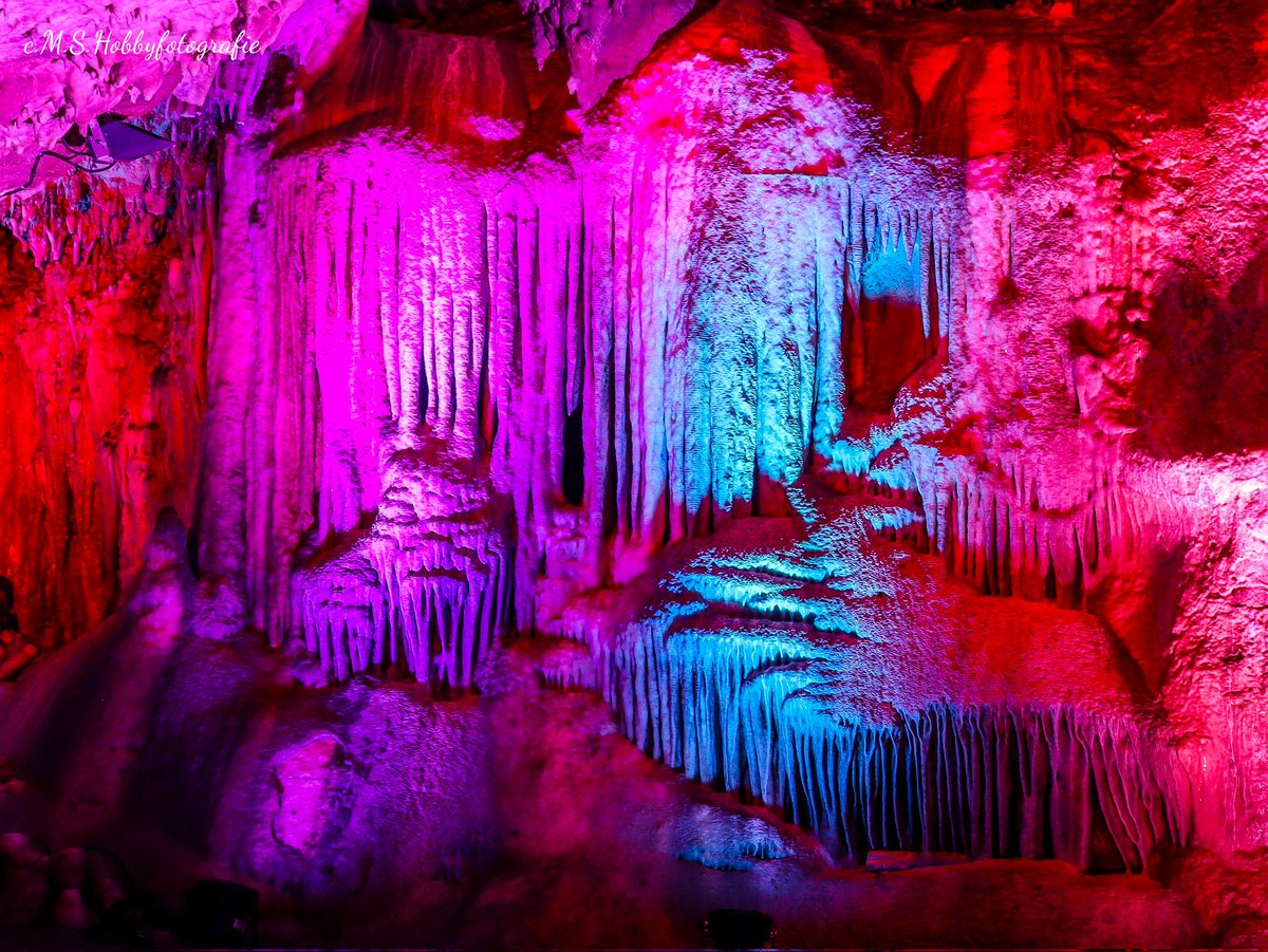 Illuminierte Dechenhöhle Iserlohn #mshobbyfotografie #dechenhöhle #tropfsteinhöhle #isalohn #grotte #ausflug #führung