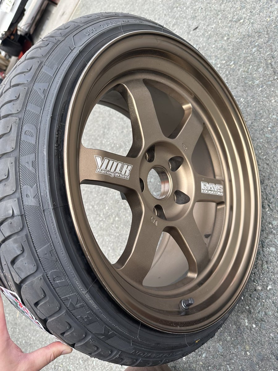 RAYS TE37V 17inch 9.5J KENDA KR20 205/40R17