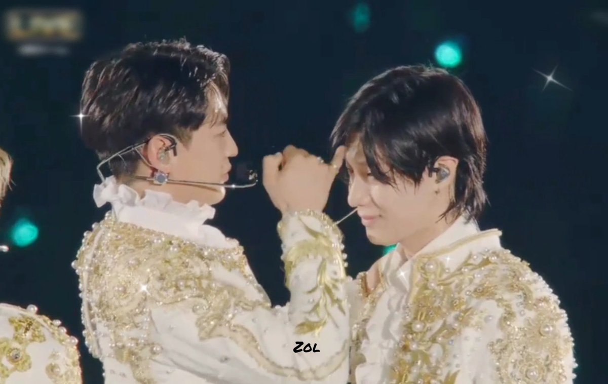Zolshinee2min_5 tweet picture