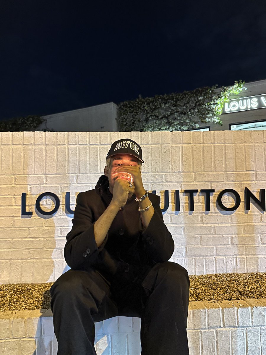 iloveracksx's tweet photo. wassup bae
#swagsex #untiltomorrowusa #fashion #undergroundmusic #GoVanni #soundcloud #swagcore https://t.co/zlon8COWbX