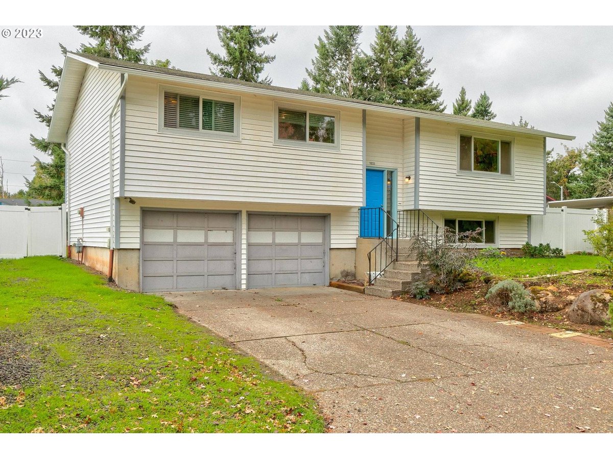daniela_sardo's tweet photo. Just listed! Listing Address: 19223 WHITNEY LN, Oregon City, OR 97045
Listing Price: $512,000
Schedule a showing and request more information here: https://t.co/3ichAc1azh https://t.co/IJORKStVmT