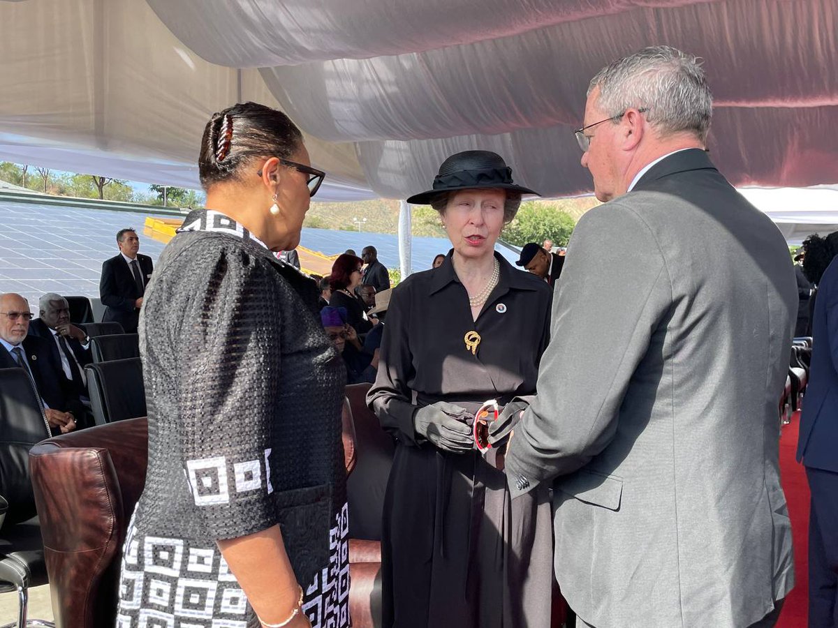 namibiansun's tweet photo. Commonwealth secretary-general Patricia Scotland, Princess Anne and British High Commissioner Charles Moore gathered at Heroes Acre' to pay their final respects to late president Hage Geingob.
Photos: Jemima Beukes https://t.co/L839JSWl7X