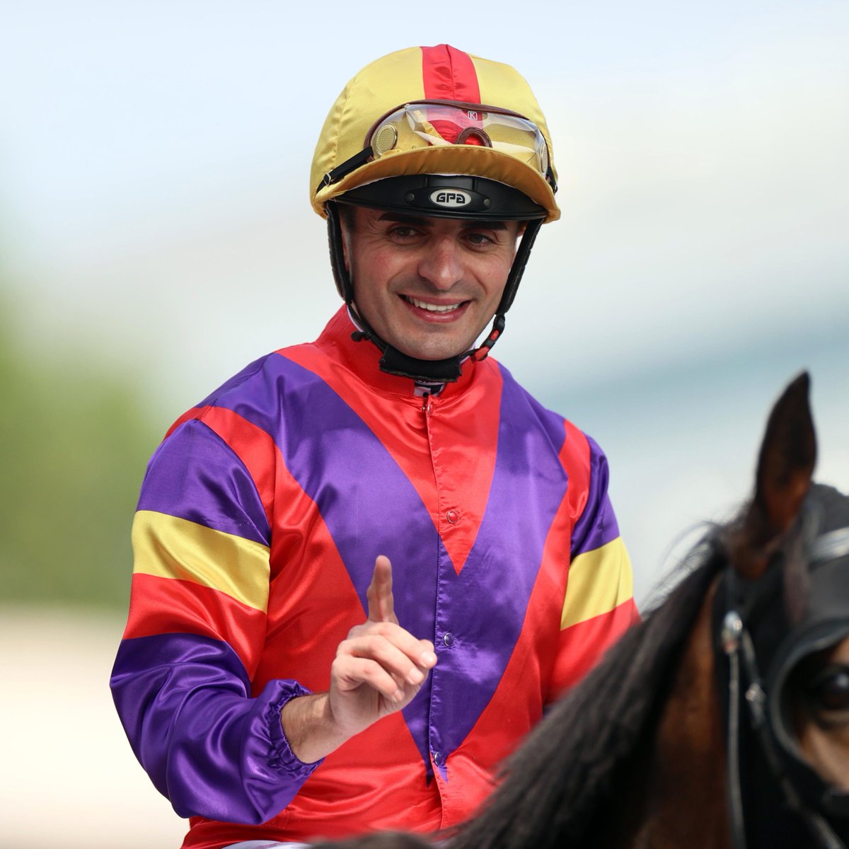 He’s magic you know! Another day, another HK double for @Atzenijockey. #HKRacing | @AtTheRaces