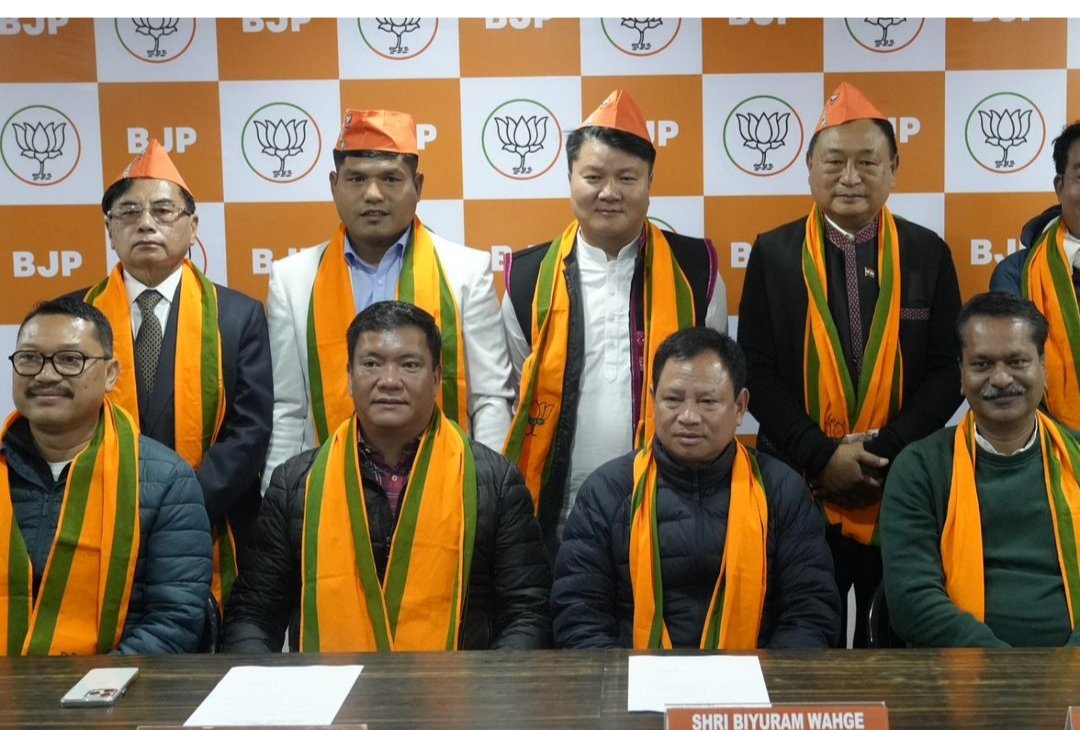 What can b termed as a big political twist. MLA Gokar Basar along wid other MLAs of d different parties of d state hve joined the ruling BJP party just a couple of months ahead of the #AssemblyElection24 election. Now, it'll b interesting 2 c whom party tickets will be awarded!