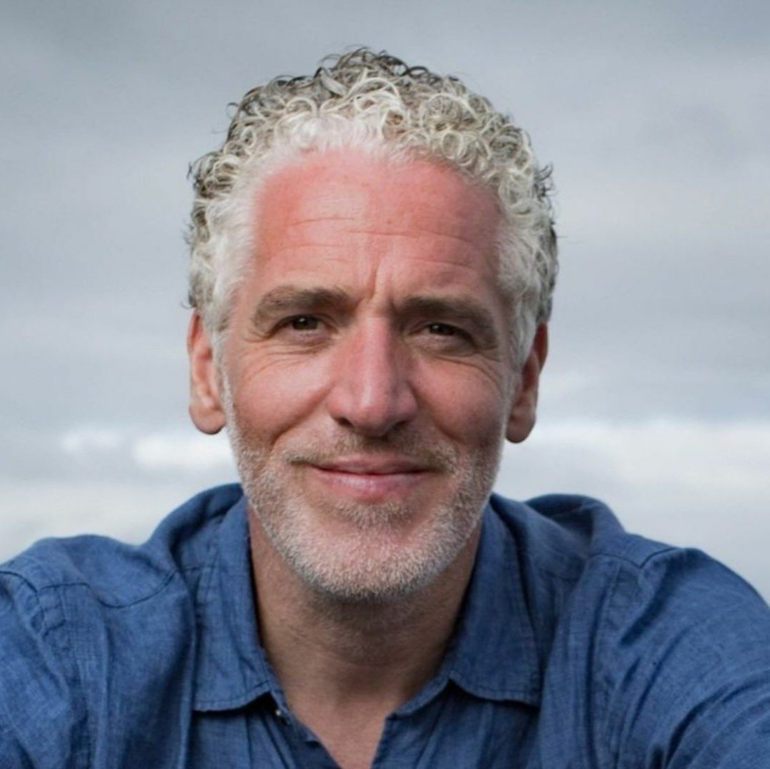 niscifest's tweet photo. It's the FINAL day of the 10th NI Science Festival! And we've got one more #SuperScienceSunday up our sleeve with a trio of world class communicators in @gordonjbuchanan @MarcusduSautoy & @Turi__King all in the Whitla Hall from 12pm - 5.30pm!
Book now https://t.co/OYaBBH54dW https://t.co/5TVVoq1oKO
