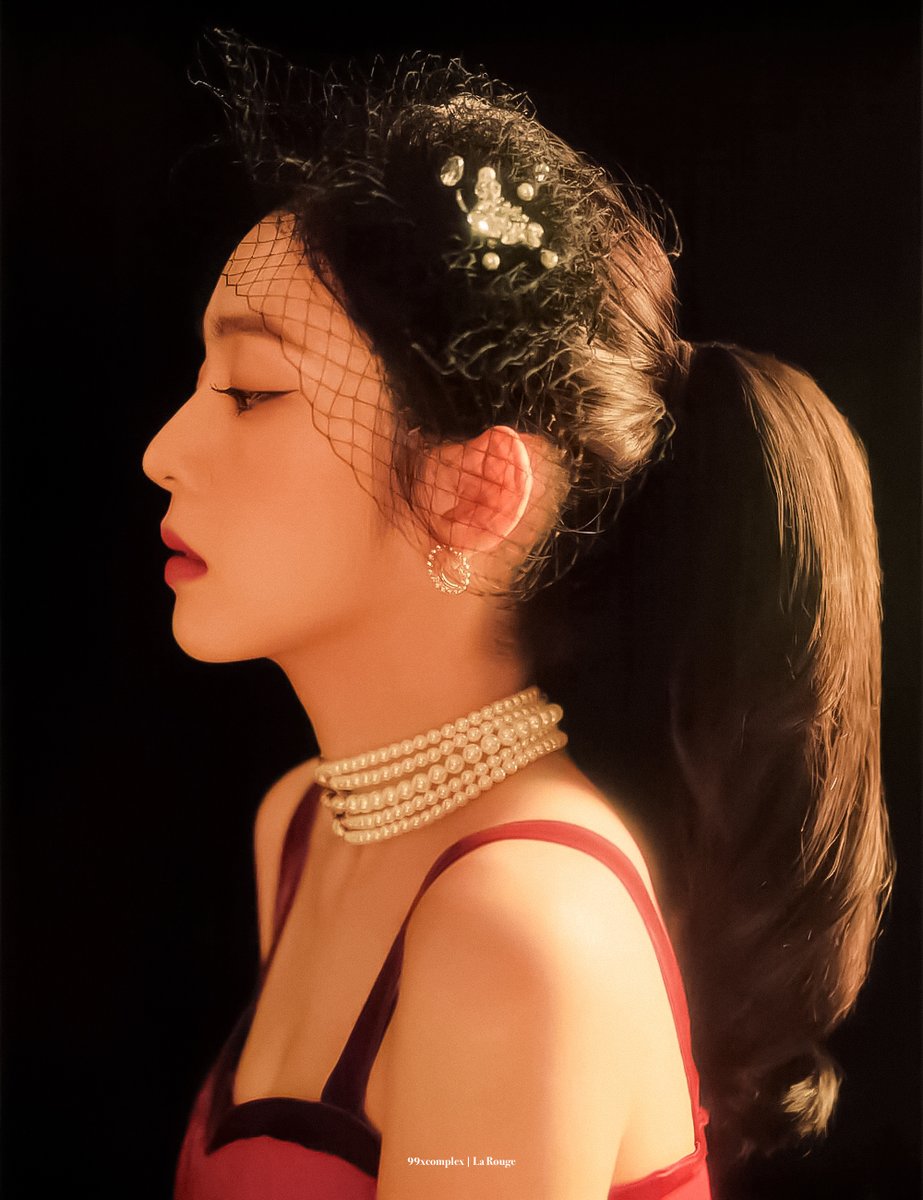 99xcomplex's tweet image. 🥀 La Rouge #아이린 🥀