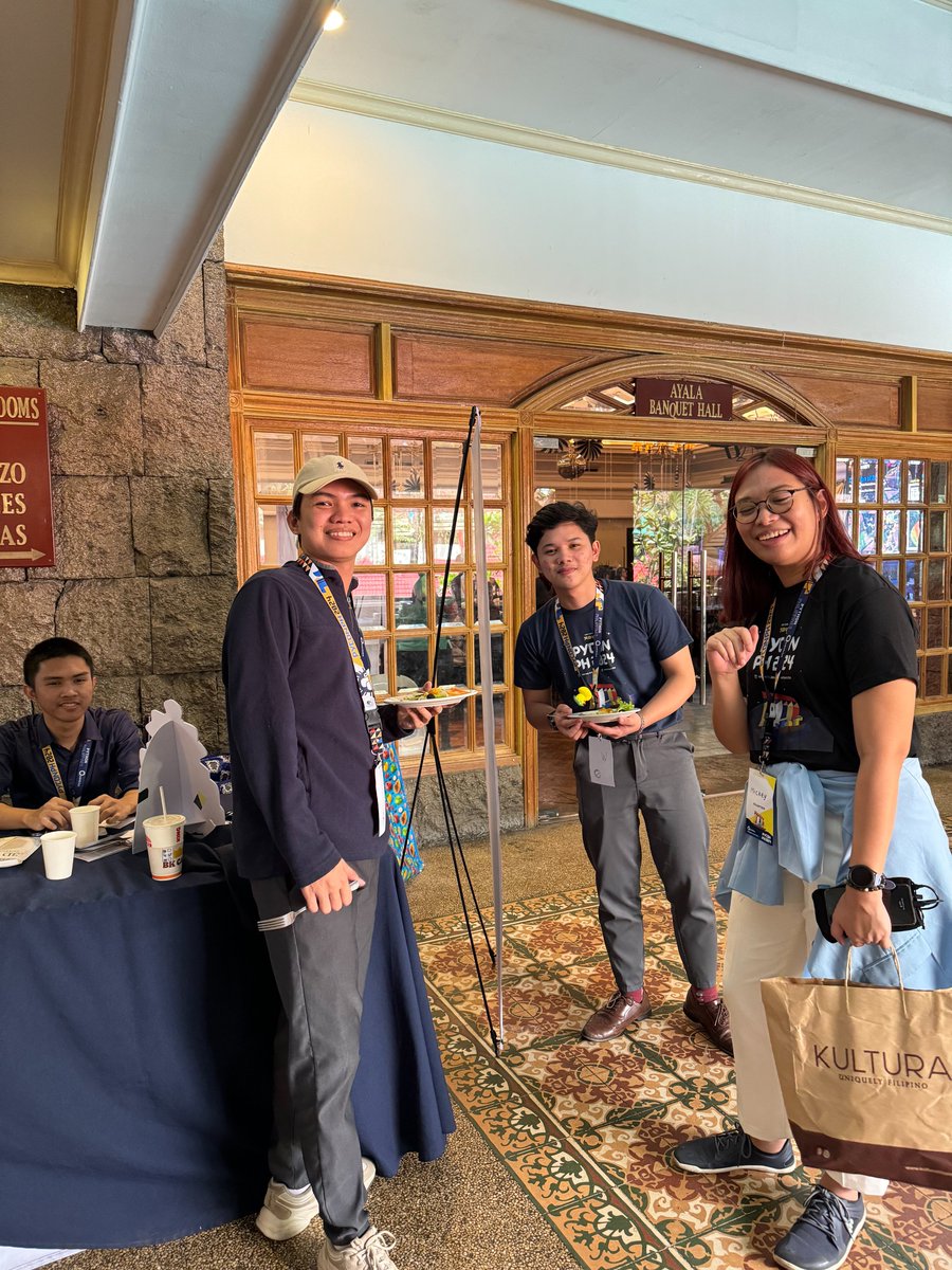 devbitsph's tweet image. May bibe ka na ba? Drop by at our booth and have a chance to get a rubber ducky buddy 🐥. #devbitsph.

#gabay
#pyconph2024
#pyconph
#pythonph