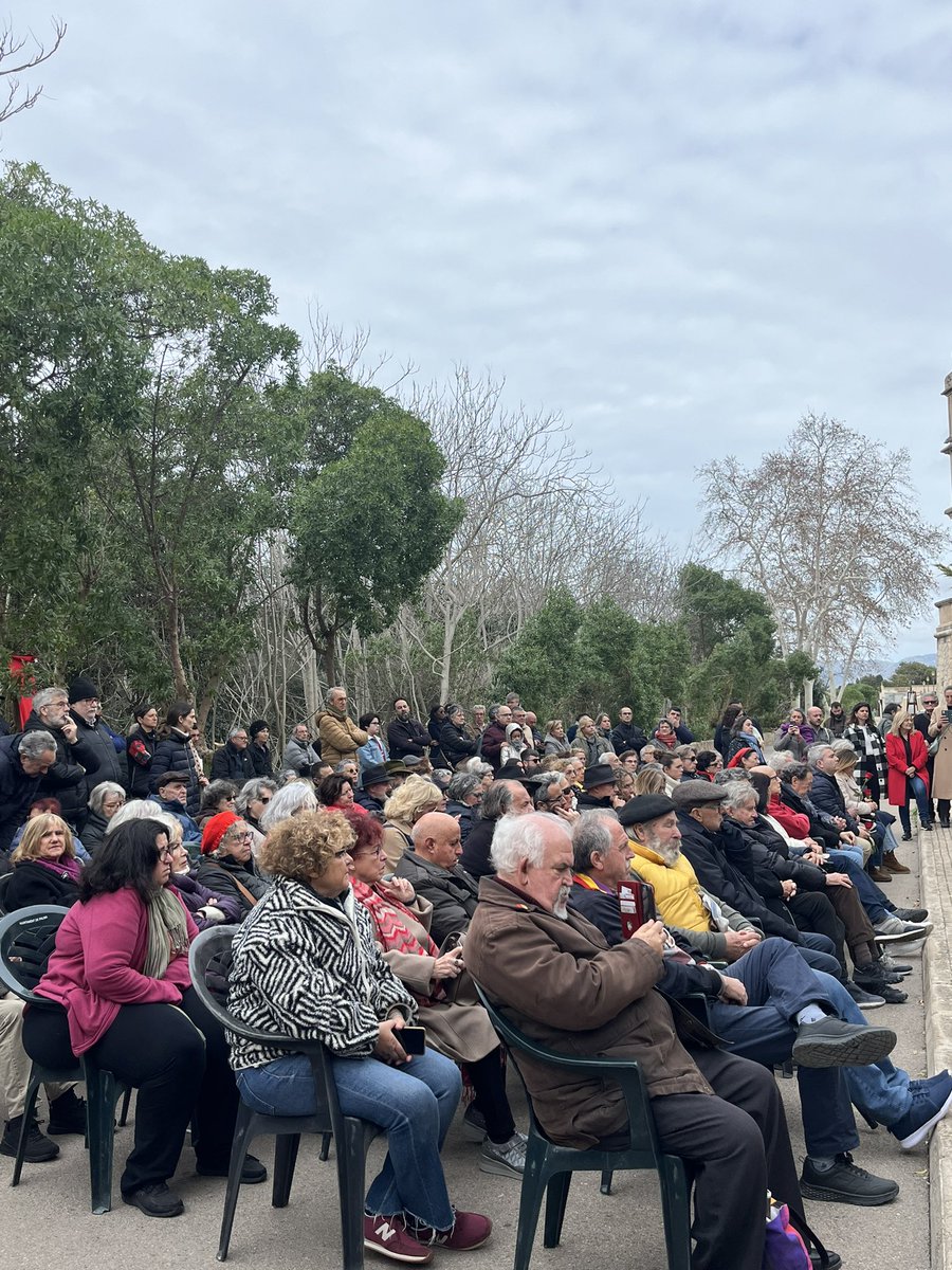 El 24 febrer 1937 va ser un dia de la infàmia a Mallorca, el feixisme assassinà a Darder, Jaume, Mateu i Ques. El 2024 la infàmia ha estat el silenci còmplice de @ajuntpalma negant homenatge a les víctimes. Avui el @psibpsoe està present amb la plataforma de memòria democràtica