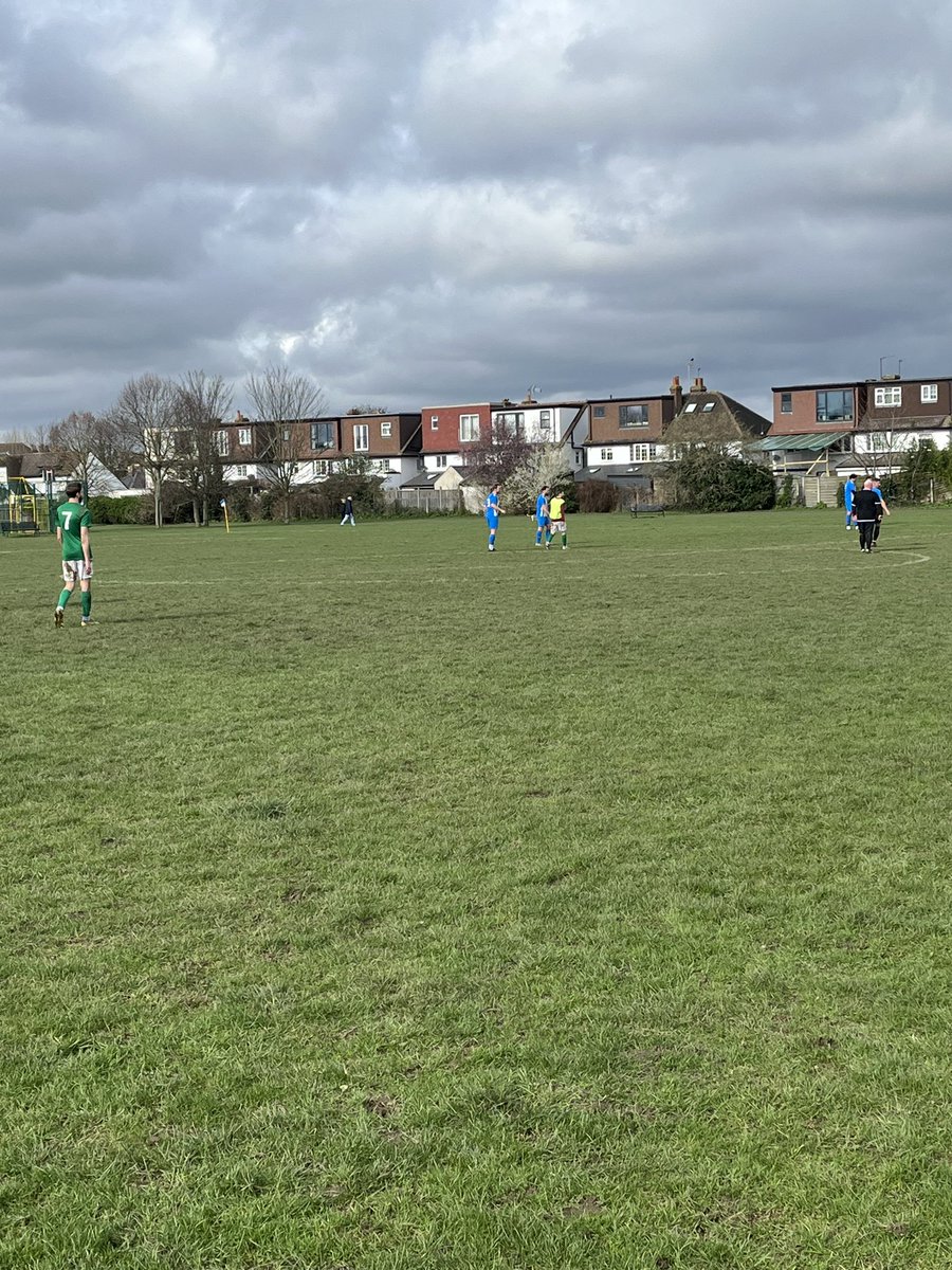 Couldn’t get 11 kits together so <a href="/SamLeatherby/">Sam Leatherby</a> had to play up top in a bib.

Didn’t stop the party however, as we turned a decent Surbiton Lions team over 7-1.

⚽️⚽️ <a href="/SamLeatherby/">Sam Leatherby</a> 
⚽️⚽️ <a href="/Tom_Gardner7/">Tom Gardner</a> 
⚽️ Harv
⚽️⚽️ Ben S

#TheAlbAreComing