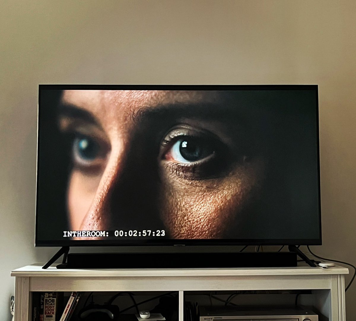 Paul Barrie (@paulbarriefilms) on Twitter photo Sunday morning spent reviewing the excellent scoring work on #intheroomfilm by the very talented Chris Gorman. We’re so close to the finish line and being able to share the amazing work the cast & crew carried out over the past year. Very exciting.
🎥🎞️🎬
<a href="/BarItaliaFilms/">Bar Italia Films</a> Sunday morning spent reviewing the excellent scoring work on #intheroomfilm by the very talented Chris Gorman. We’re so close to the finish line and being able to share the amazing work the cast & crew carried out over the past year. Very exciting.
🎥🎞️🎬
<a href="/BarItaliaFilms/">Bar Italia Films</a>
