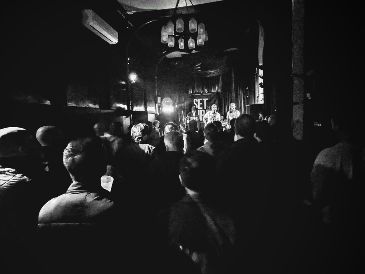 SetTheFireUK's tweet image. SOLD OUT!? Last night was beyond what we imagined, thank you to every one that came to celebrate the launch of our EP, we're absolutely overwhelmed by all of your support🧡

Big love to AIRPORT DAD and @WEARETWINHEAD for supporting, you guys were incredible!