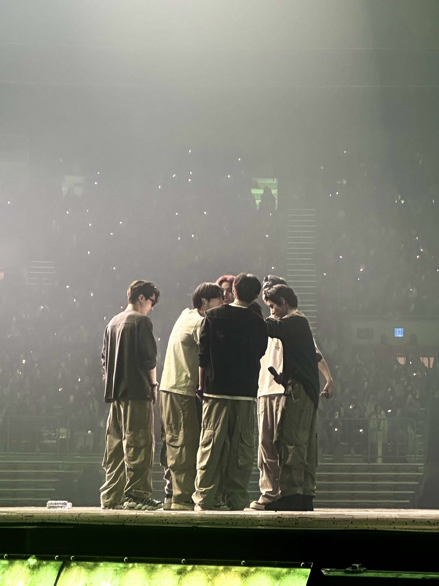 [#오늘의ENHYPEN] 3일 동안 #ENGENE 과 끈끈하게 연결되었던 #FATEPLUS_IN_SEOUL
엔진~! 우리 다음 생에 그다음 생도 영원히 함께해요~🥰💫
#EN_WORLDTOUR_FATEPLUS
#240225 @ FATEPLUS IN SEOUL