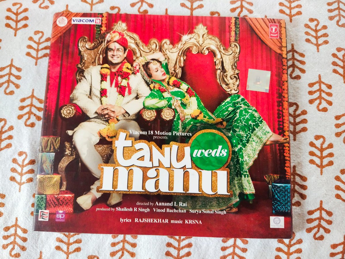 #13YearsofTanuWedsManu

The film, among other things, introduced one to the talent of #Krsna/#AmitavSarkar & @rajshekharis. The album, put together by them, has stood the test of time.
