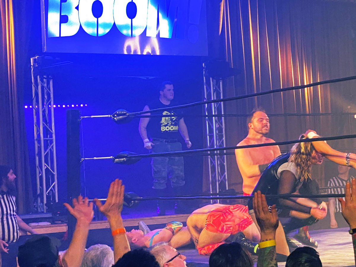 paliontology's tweet photo. @iMcQueen_X @nmatthewsninja @thezamaya @BoomProVan @mattbronsonprow @heyosteven @LincolnQuot @BiBoyParm @blastfingerton @shareef6o4 @kylefines @GodsGiftMRB @TFAwrestling @notscotthenson @JustsStephen @TheRashadTyson @amiraiswrestler @BradyMalibu @TruMalik The Benevolent Karen Jot is #23 and…hold up - Mr. Owl is used as a weapon? 

Cool moment here - The returning Elliot Tyler is #24. Enough time passed that the Boombox seemingly forgot “Your Love” was his song and the place exploded when he walked out

#RumblePak https://t.co/DYq6LRZDw3