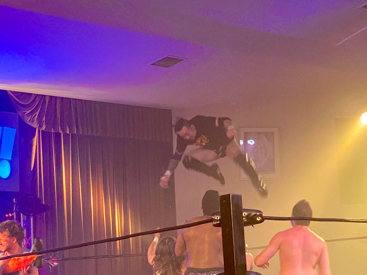 paliontology's tweet photo. @iMcQueen_X @nmatthewsninja @thezamaya @BoomProVan @mattbronsonprow @heyosteven @LincolnQuot @BiBoyParm @blastfingerton @shareef6o4 @kylefines @GodsGiftMRB @TFAwrestling @notscotthenson @JustsStephen @TheRashadTyson @amiraiswrestler @BradyMalibu @TruMalik @Ellieboy98 @Karen_Jot Moral Panic back to back with 

Top Speed Tommy Chan #25
The Submission Savant Ren Yoshino at #26
The Gambler Bryce Lowe played his chips right to get the infamous &amp; coveted #27 spot
And the Hollywood Poet Sachin Sahel forces the Boombox into listening to a poem at #28 #RumblePak https://t.co/adrdP93oL1