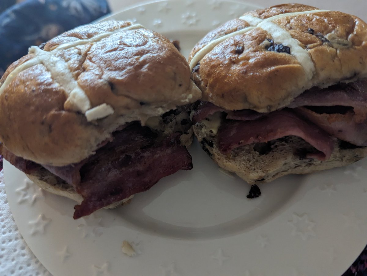 Lady Spudgun 'M👀' CrabbéBellé tweet media