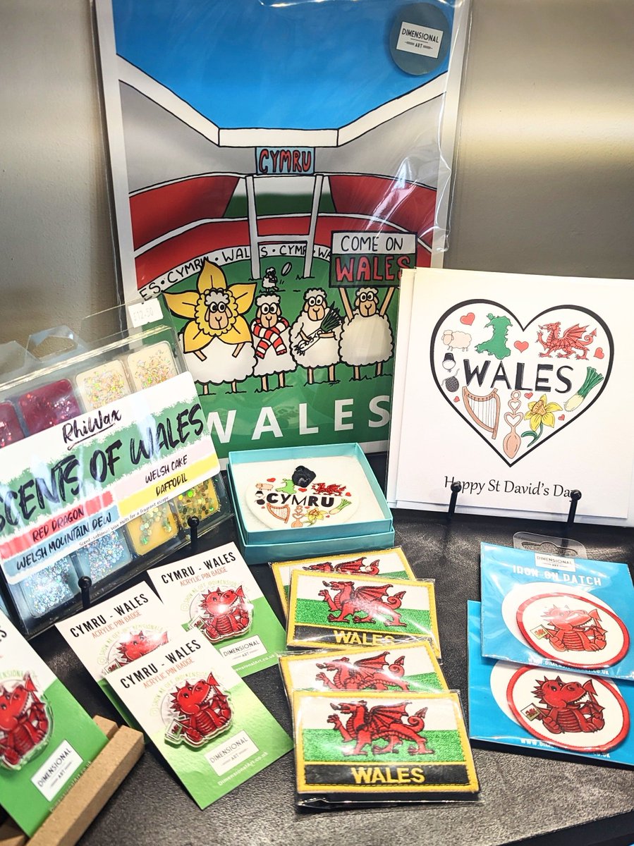 Give a gift from Wales 🏴󠁧󠁢󠁷󠁬󠁳󠁿

buff.ly/2GdFaGy

#welshgifts #wales #welshdragon #madeinwales #cymru #welshcardshop #goodsheds