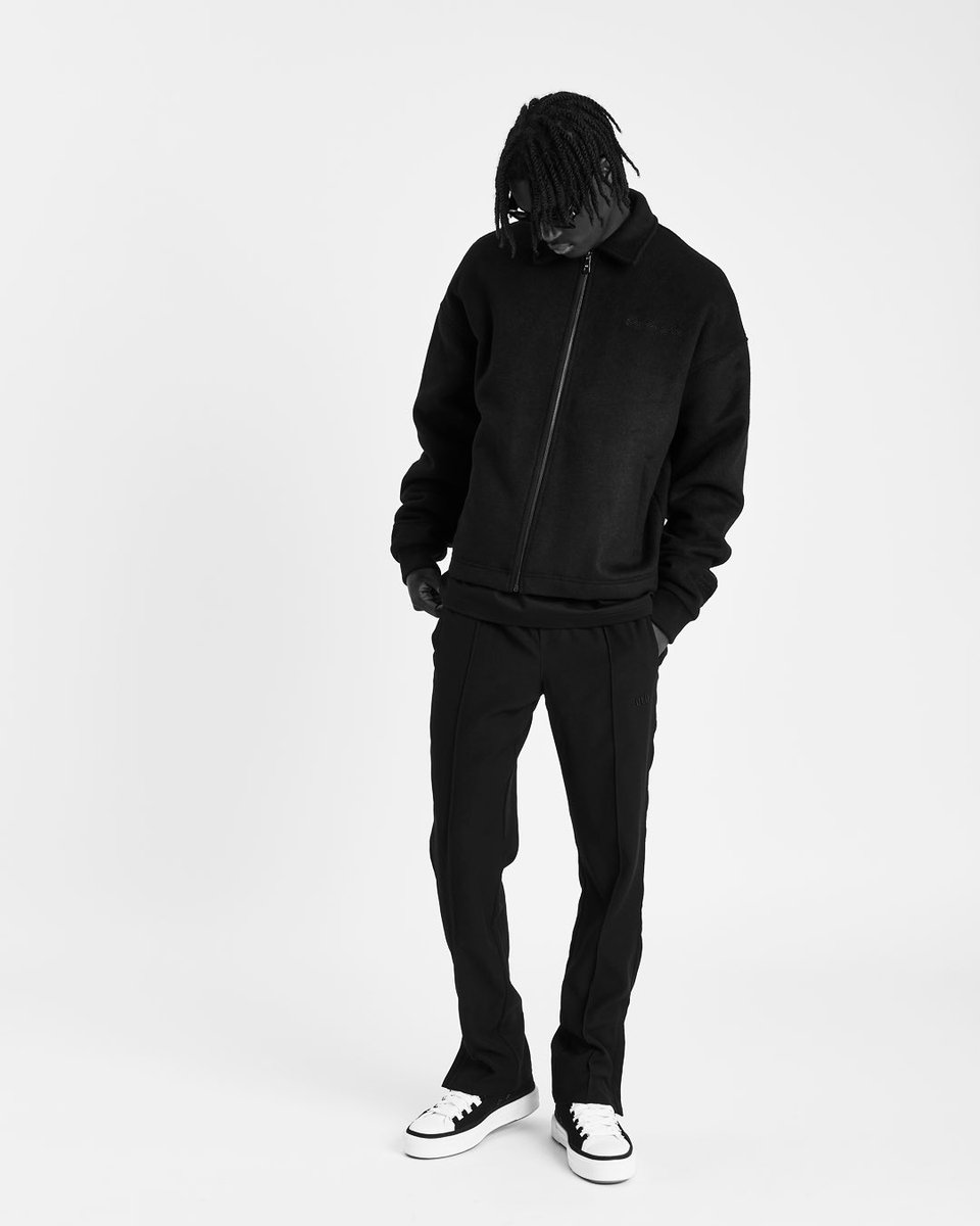 OnlyTheBlind's tweet photo. Pisco in the Autumn/Winter collection. #OnlyTheBlind #Streetwear #Fashion https://t.co/S8sFlbjx97