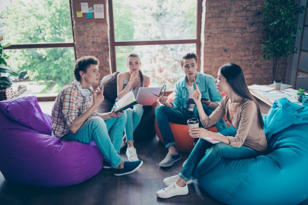 More investment in extracurricular activities will pay off for universities Opportunities that enhance employability and the student experience will boost both enrolments and donations, says Robert Phillips @DrRobPhillips bit.ly/3OVQqgR