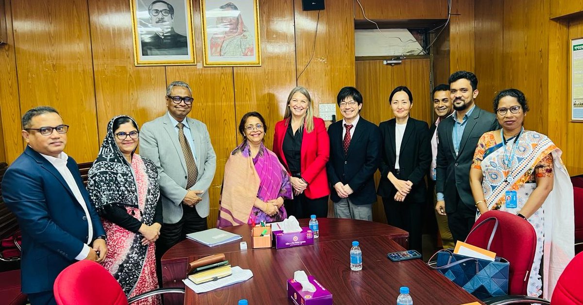 Our Representative @kristineBlokhus and her team met with the State Minister for Bangladesh @MOWCA, Ms. Simeen Hussain Rimi, reaffirming their commitment to reducing child marriage and gender-based violence in Bangladesh by emphasizing data-driven programmes. #GBV #ChildMarriage