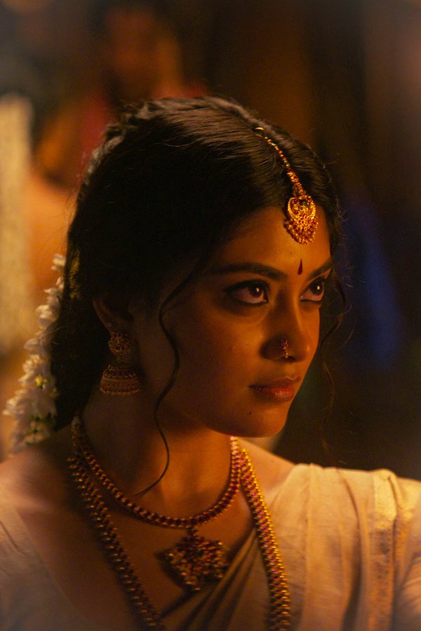 GHLKce5WkAE2jmD?format=jpg&name=900x900