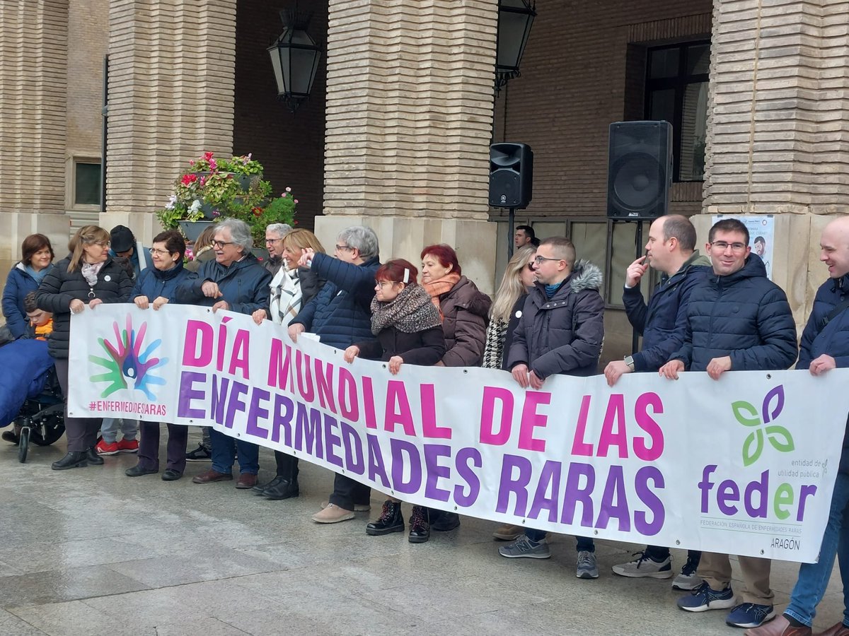 Aspher Aragón (@aspher_aragon) on Twitter photo Celebrando el día mundial de las enfermedades raras, en Zaragoza <a href="/FEDER_ONG/">FEDER | Enfermedades Raras</a> Celebrando el día mundial de las enfermedades raras, en Zaragoza <a href="/FEDER_ONG/">FEDER | Enfermedades Raras</a>
