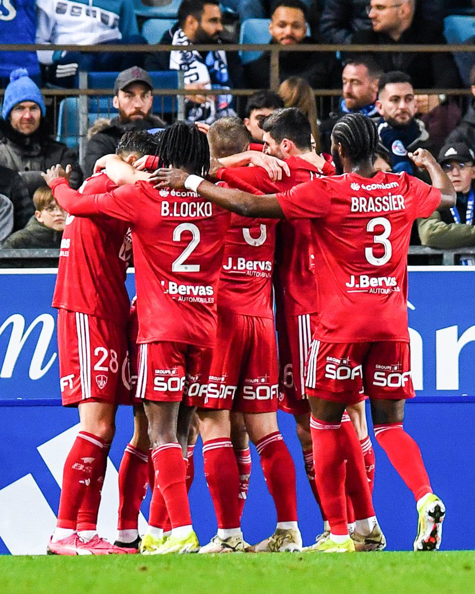 Victoire 3-0 , record d’invincibilité historique du club , 2eme place au classement ✅
Une pensée pour Alberth Elis , on pense à toi mon gars 💪😘
Bon dimanche 🔴⚪️