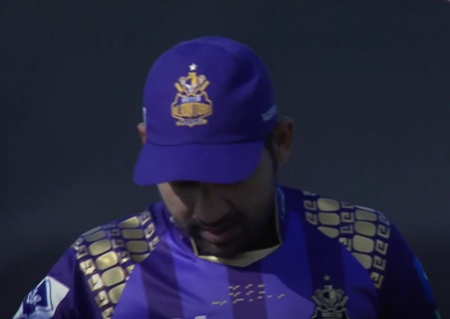Get Well Soon Kaptaan <a href="/SarfarazA_54/">Sarfaraz Ahmed</a> 🥺❤️

#QGvMS 
#PSL9