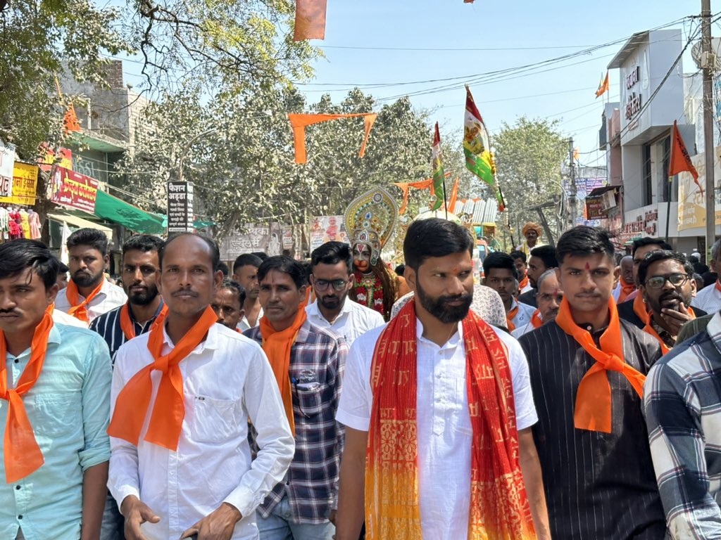 Rajendrajbrshwr's tweet photo. आराध्य देव भगवान श्री देवनारायण जी के जन्मोत्सव पर भव्य शोभायात्रा में सम्मिलित होकर प्रभु का आशीर्वाद प्राप्त किया

जय श्री देव https://t.co/PCSm4KJVar