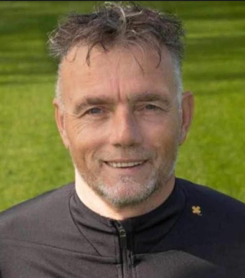 In Memoriam Henk Mulder vakovoetbal.nl/1/150/in-memor…