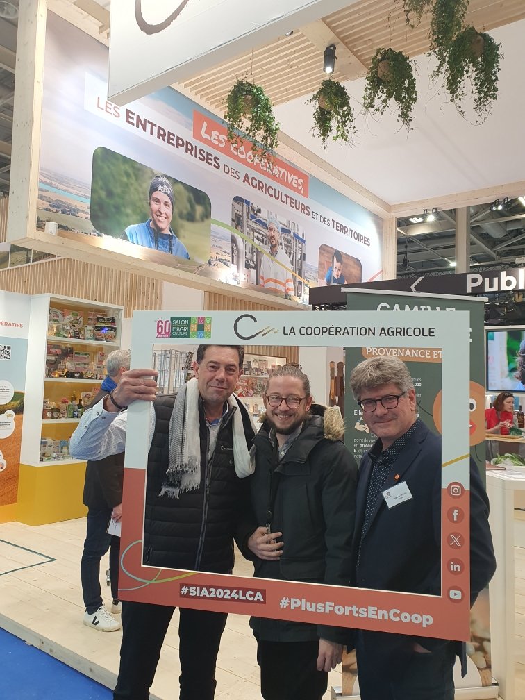 La Coopération Agricole - Vignerons Coopérateurs (@vigneronscoop) on Twitter photo 🍇🍷🍾 Rencontre avec <a href="/AnneSanderElue/">Anne Sander</a> députée 🇪🇺 pour discuter des problématiques des #cavescoop
#SIA2024LCA #PlusFortsEnCoop 🍇🍷🍾 Rencontre avec <a href="/AnneSanderElue/">Anne Sander</a> députée 🇪🇺 pour discuter des problématiques des #cavescoop
#SIA2024LCA #PlusFortsEnCoop