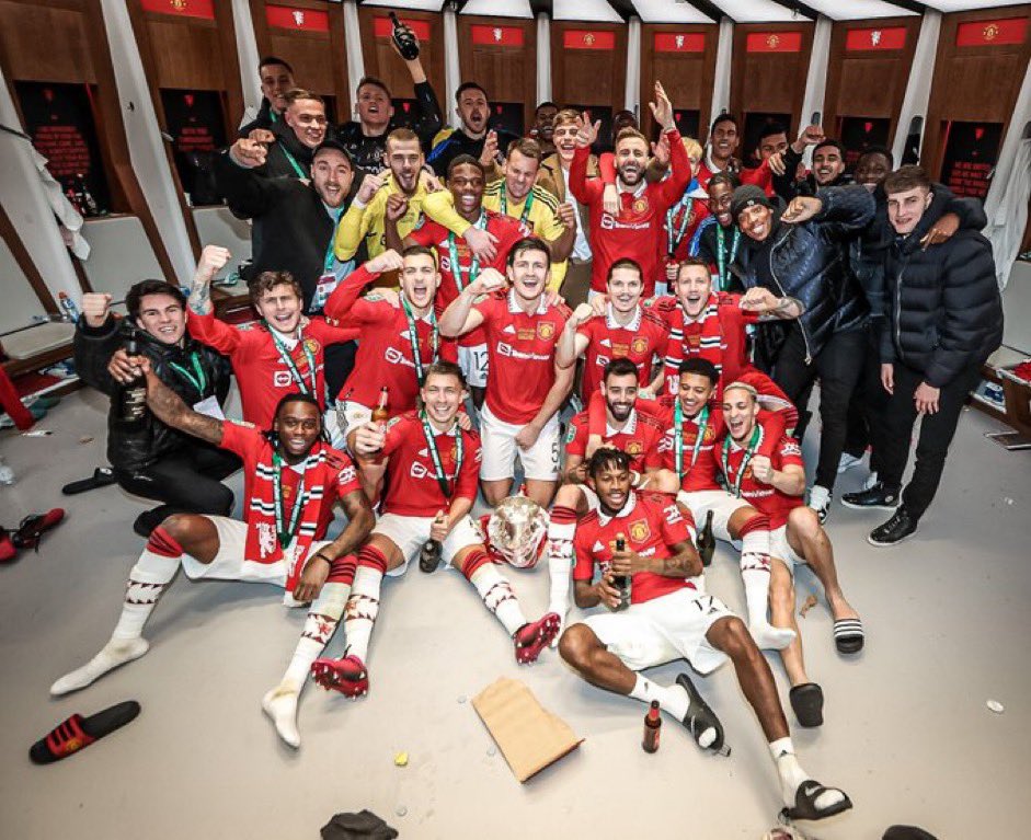 UTDTrey's tweet image. Our last day of being the reigning champions of this beautiful trophy. Whoever wins today is lucky, the biggest trophy in the world man ❤️