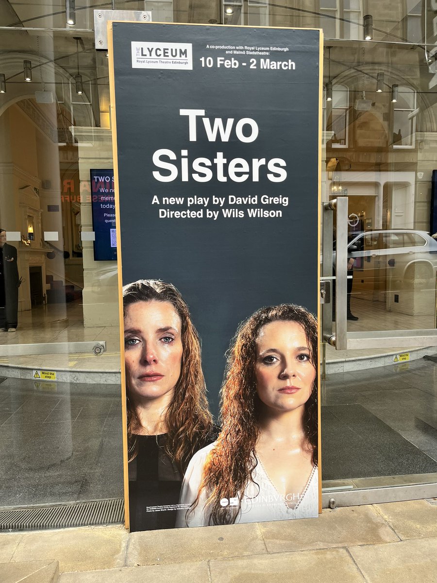 Get along to a performance of this at the @lyceumedinburgh if you get the chance. Great writing & two wonderful performances from @shaunamacd0nald and Jessica Hardwick - saw it yesterday and loved it. Reflects poignantly on family, memory and how our youth shapes our adulthood.