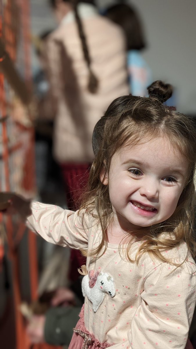 cloud_orange's tweet image. Fab visit to 2 Royal Avenue learning about gravity batteries! @IOP_Ireland @niscifest #mimisrainbowadventure