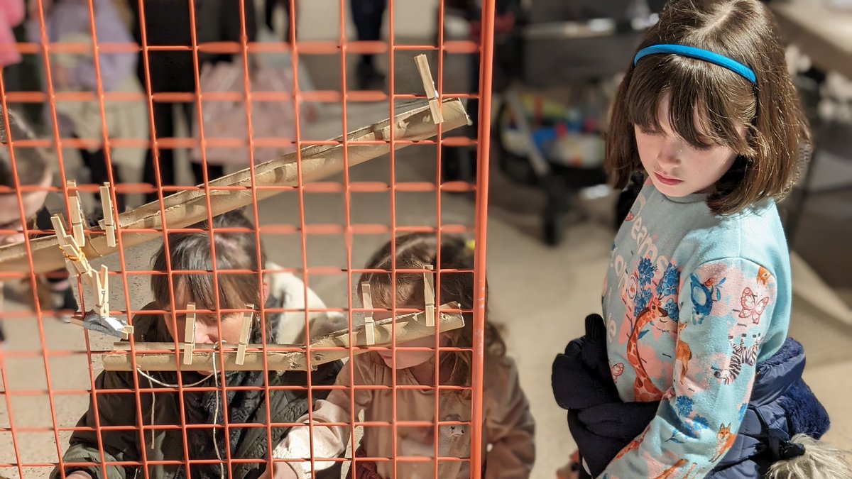 cloud_orange's tweet image. Fab visit to 2 Royal Avenue learning about gravity batteries! @IOP_Ireland @niscifest #mimisrainbowadventure