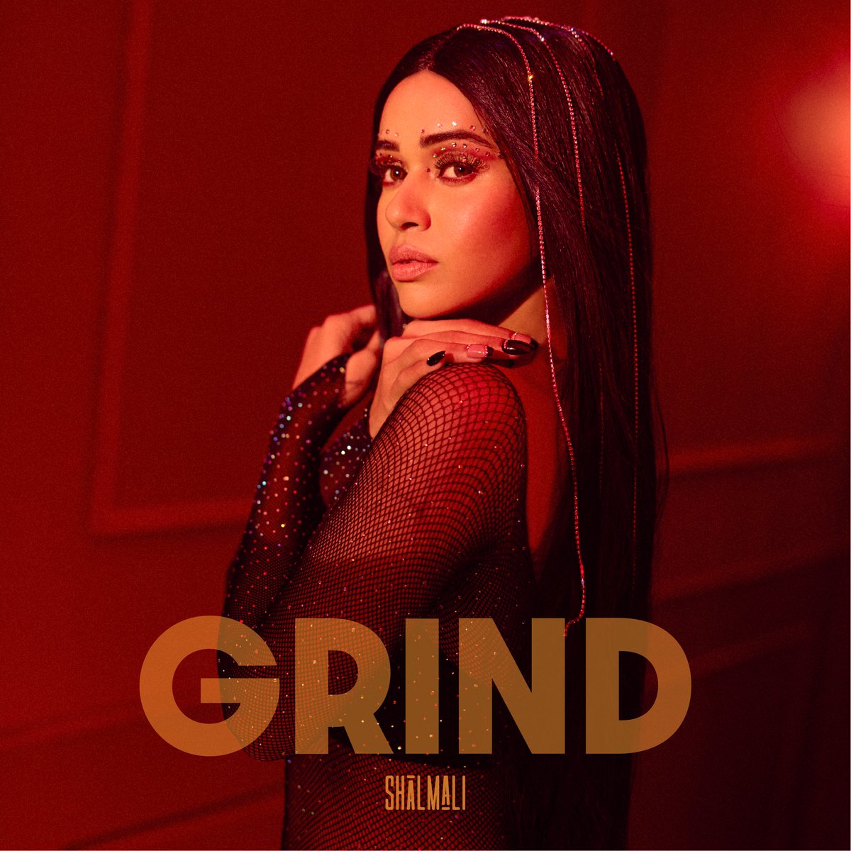 Pre-save karlo guys!! My new single GRIND out in 4 days!! bfan.link/grind-7