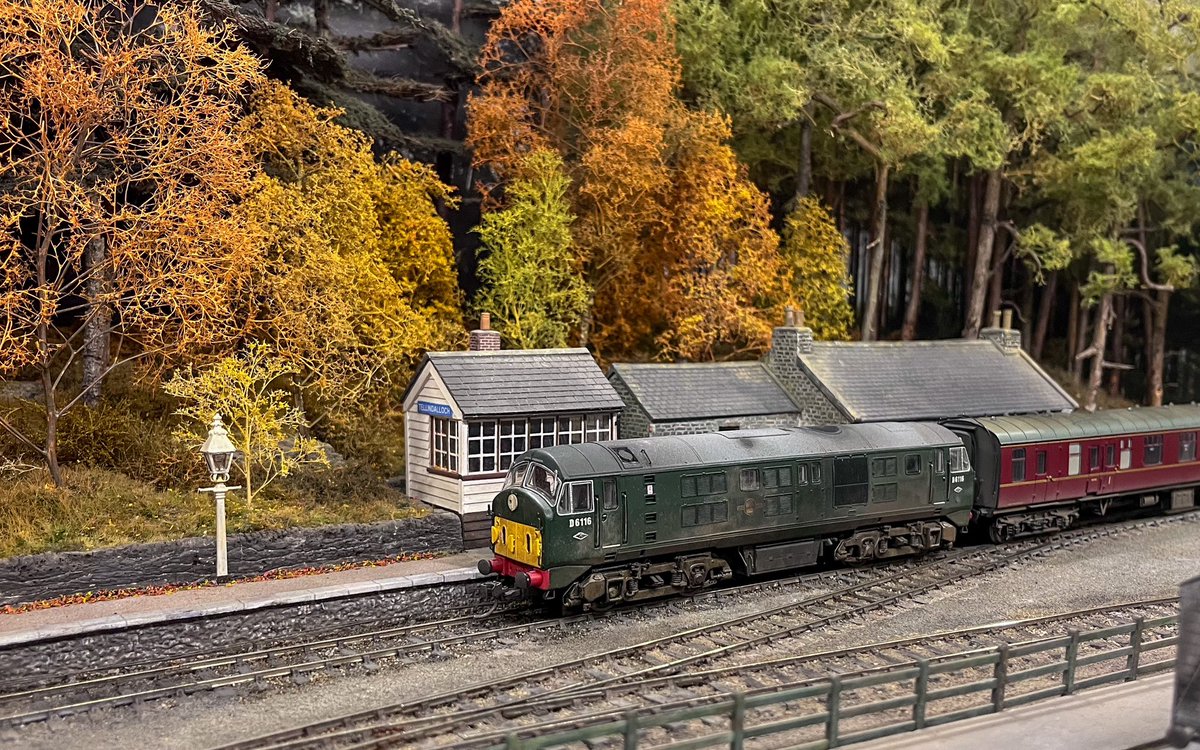 Autumnal colours in Scotland. Tellindalloch represents a terminus of a fictional ex GNOS branch.