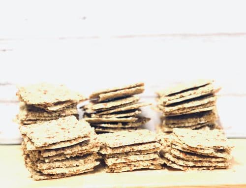 GlobalVegans's tweet image. Deliciously Raw Treats: Experience the unique blend of almond and fennel in our completely handcrafted crackers. Perfect for any snack time. deliciouslyraw.shop/almond-and-fen… #SavourySnack #RawGourmet #UniqueFlavours #RawPlantBased