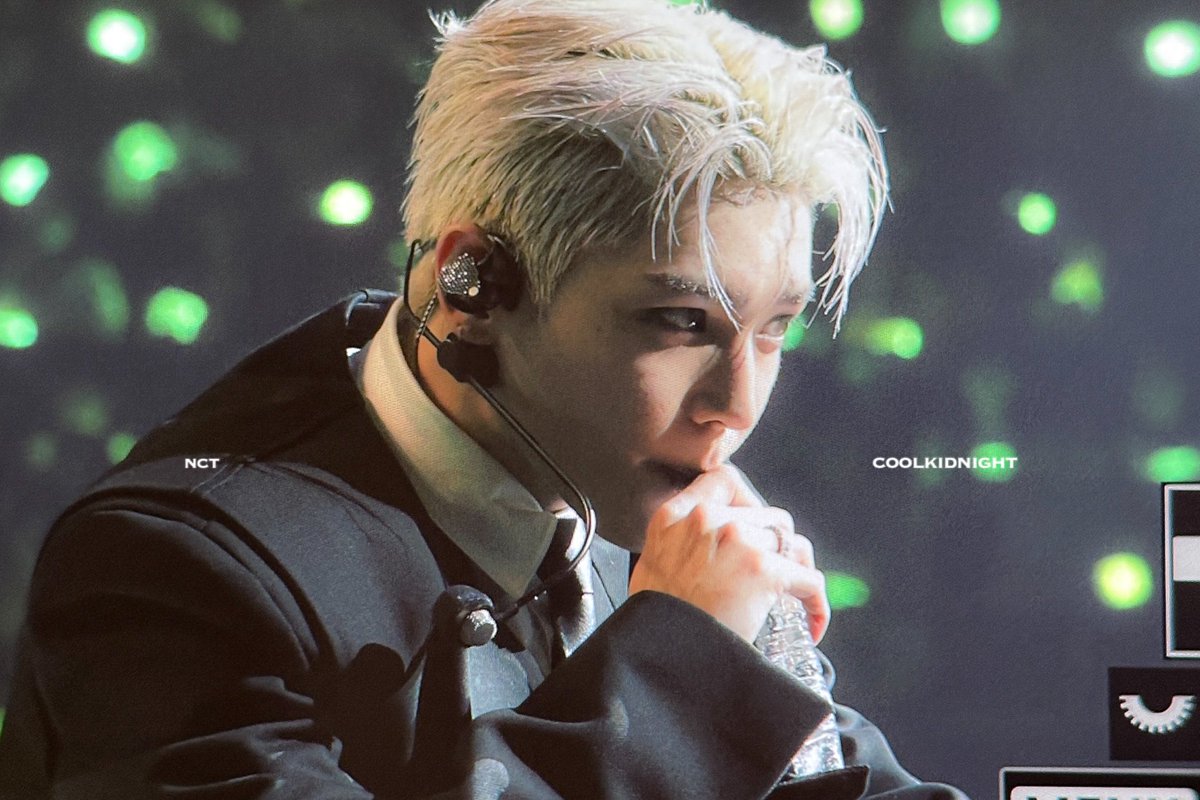 ckn_video's tweet photo. 240225 수분충전 #태용 #TAEYONG https://t.co/c5QHQIvQoS