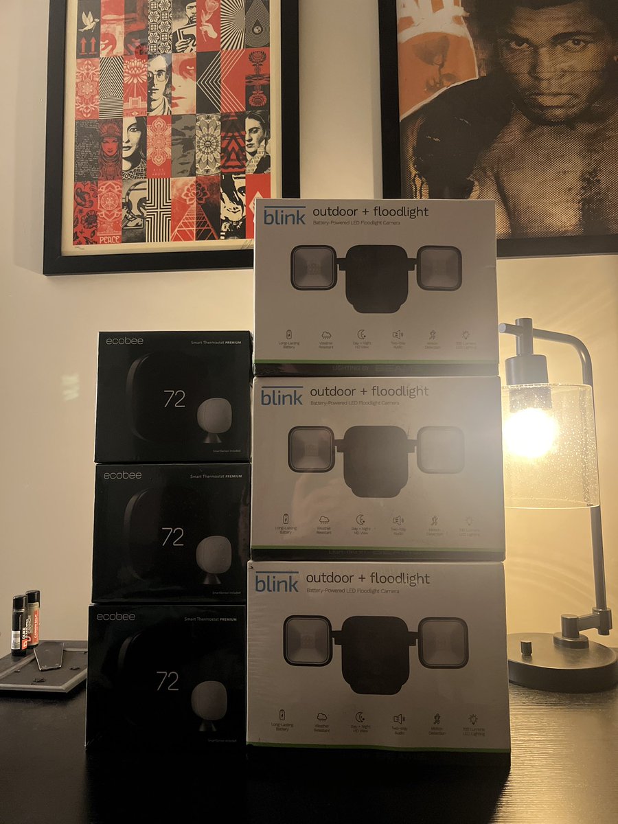 eMoney_HQ's tweet photo. 🚨 BLINK CAMERA GLITCH !!🚨

This incredible GLITCH is still active and our members are scoring them AGAIN!!

Blink Camera📷  $140 --> $10

Like + RT and I will dm you the list 📜 https://t.co/tlxdSF99hV