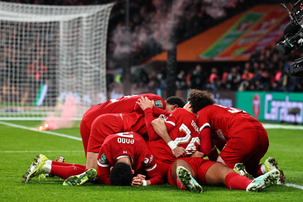 Jurgen Klopp dateng ke Liverpool bawa misi jangka panjang, salah satunya adalah gabungin latihan tim utama dan akademi, FSG kabulin permintaan itu dan ninggalin Melwood. Padunya anak muda itu, ada andil karena seringnya mereka berlatih bareng tanpa ada jarak lagi