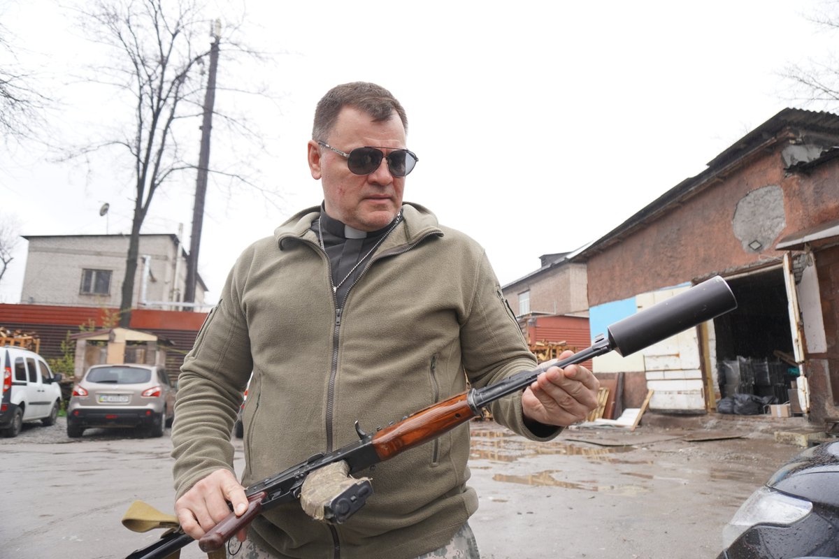 DylanBurns1776's tweet photo. I enjoyed taking pictures of Gennadiy, he knew how to spin a yarn

He has helped raise 38 children (most adopted), ran one of the largest children's orphanages in Ukraine during the peak of the street children crisis, and was even praised in RT documentaries until the war began https://t.co/tGDVONrs30