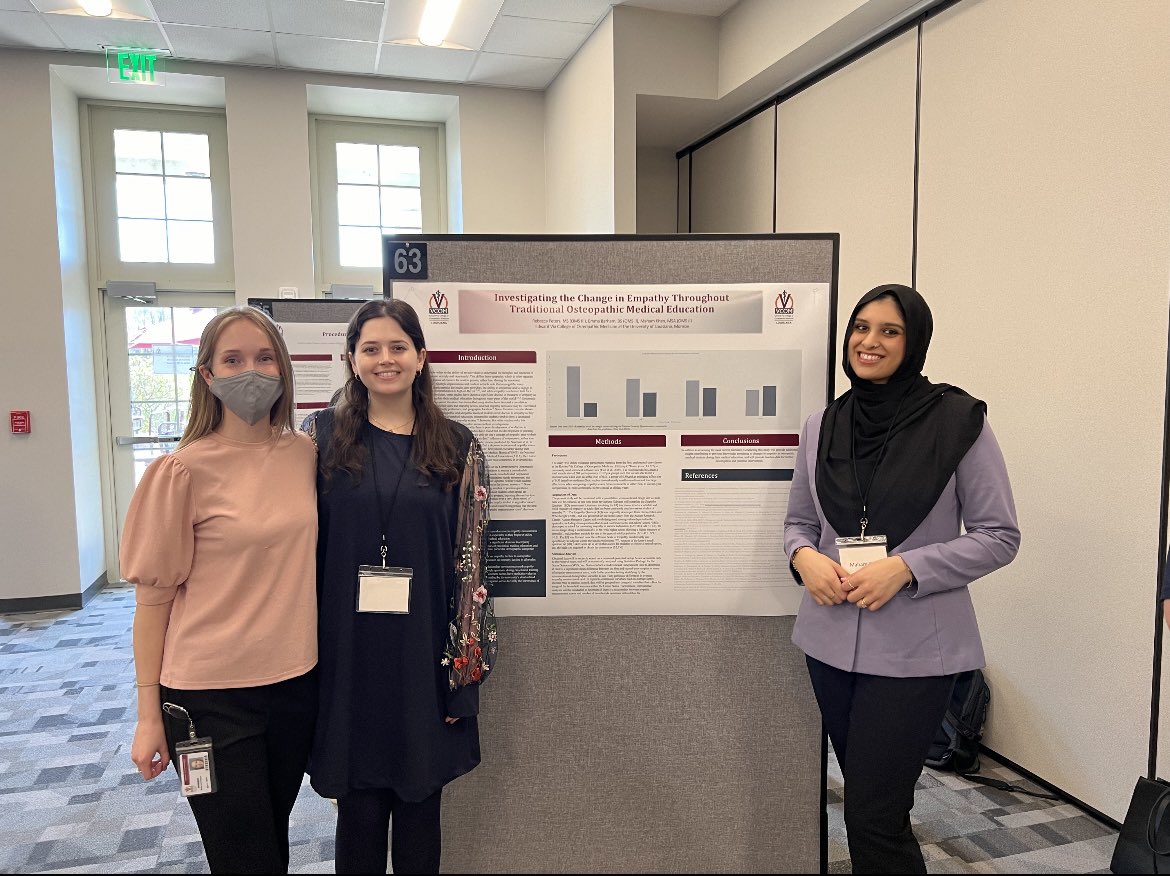 Emma_Barham1's tweet photo. Had the opportunity to present at VCOM’s annual Research Day and won second place for our poster 🎉 Love my team and this project! https://t.co/uNzxeH75E5