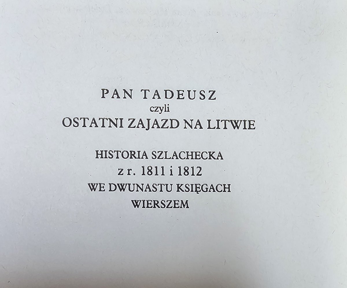 MilenaKindziuk's tweet image. „Nowych ludzi plemię”
Pęka mi nie tylko moje polonistyczne serce, ale też dusza. Z listy lektur szkolnych MEN planuje usunąć nawet  niektóre księgi „Pana Tadeusza”.
Więcej – napisałam w @Gosc_Niedzielny 
gosc.pl/doc/8680828.No…
#lektury
#PanTadeusz
#podstawaprogramowa
