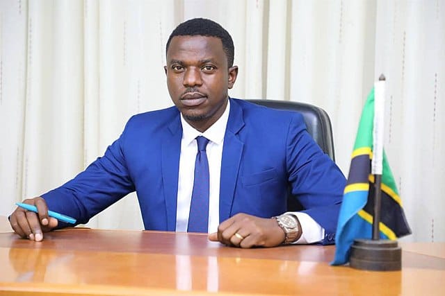 thinkbig2025's tweet photo. UCHAGUZI WA RAIS 2030 🔥 

Siku 2555 kwanzia leo Februari 25, 2024 mmoja kati ya hawa atakuwa Rais wa Jamhuri ya Muungano wa Tanzania. 

Kura yako utampa nani 2030?

Kama amesahaulika tuwekee jina na picha yake kwenye comment

#ThinkBig2015
#TuzungumzeViongozi 

1. https://t.co/mvQoJ4K1up
