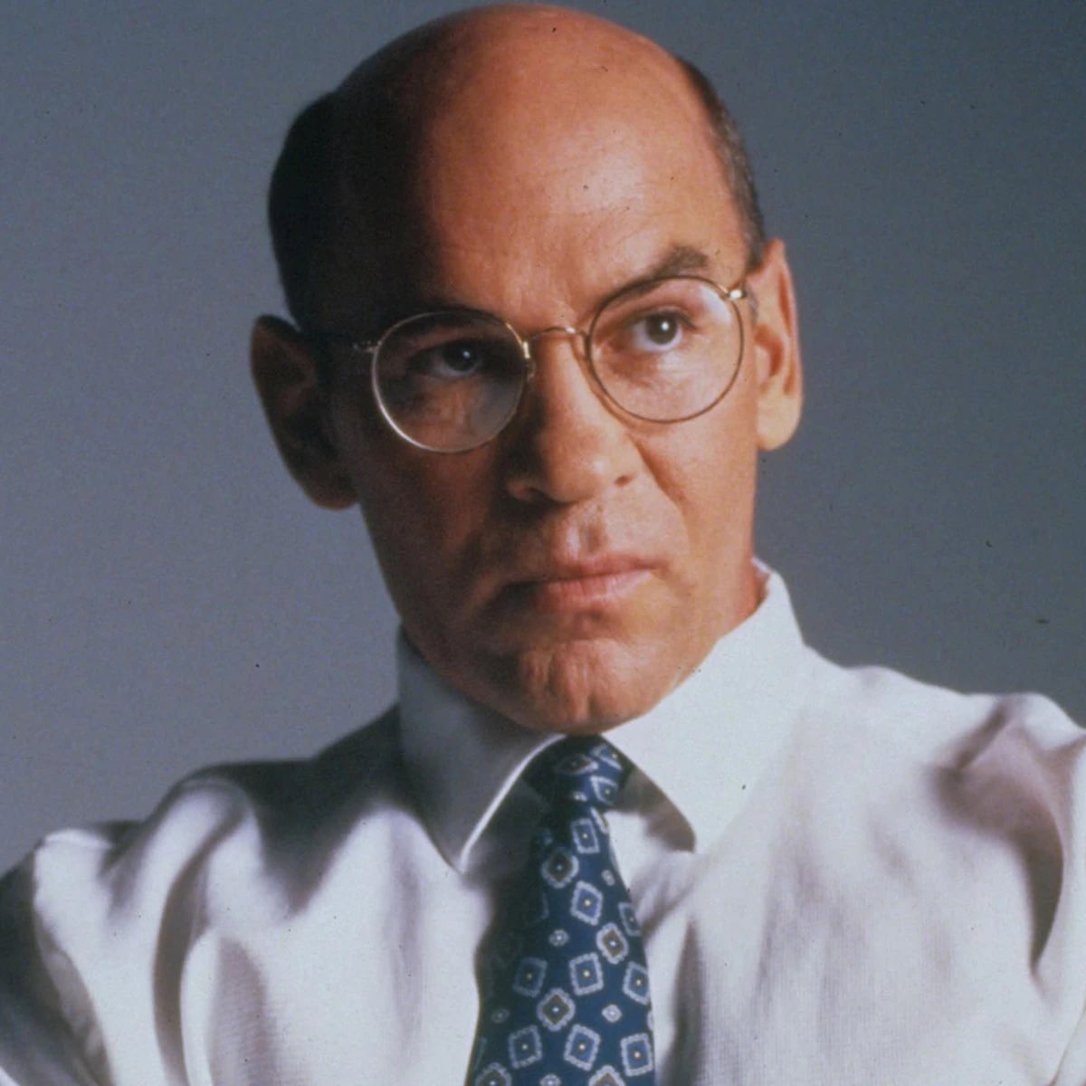 buddyvanjake's tweet photo. Lack of hair and circle frames aside, Director Skinner from the X-Files and George Costanza are the same type of character https://t.co/LrODZO5ONQ